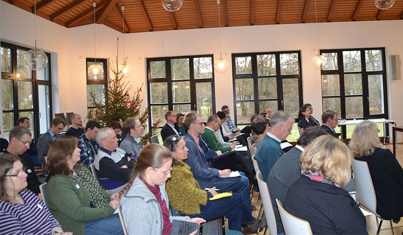 Abb.: Blick ins Plenum des Workshops in Gießen